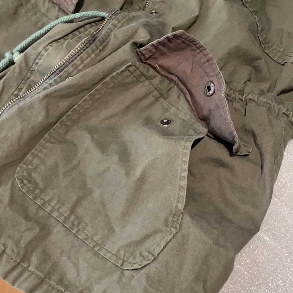 ark & co olive green, long hooded cargo jacket with a draw string waist. Medium - Picture 11 of 15